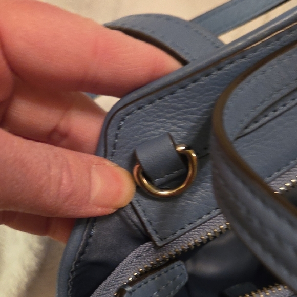 Coach NWOT Blue Shoulder Bag w/crossbody Strap & Floral Lasar Cutout Design - Picture 5 of 6